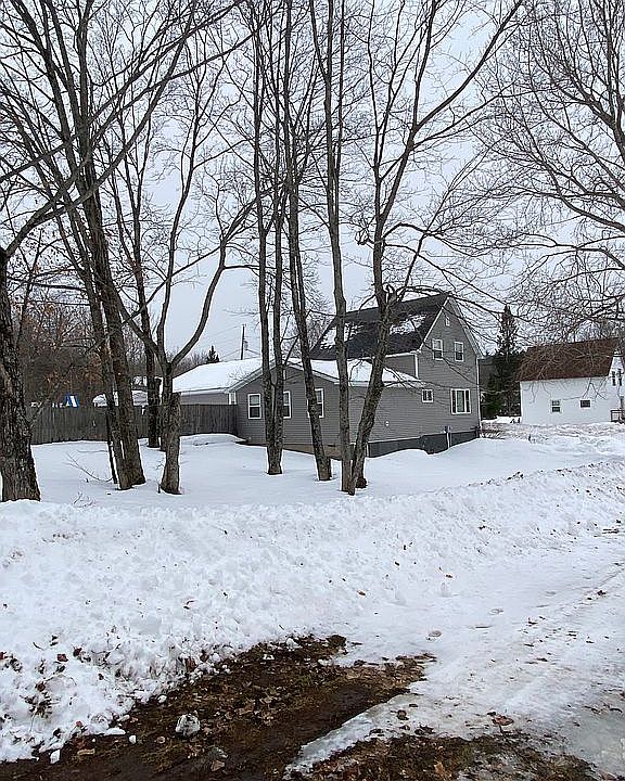 2nd image of 15871 2nd St