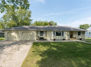 320 Pleasant St E, Amboy, MN 56010