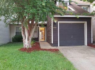 4742 Eldon Ct, Virginia Beach, VA 23462
