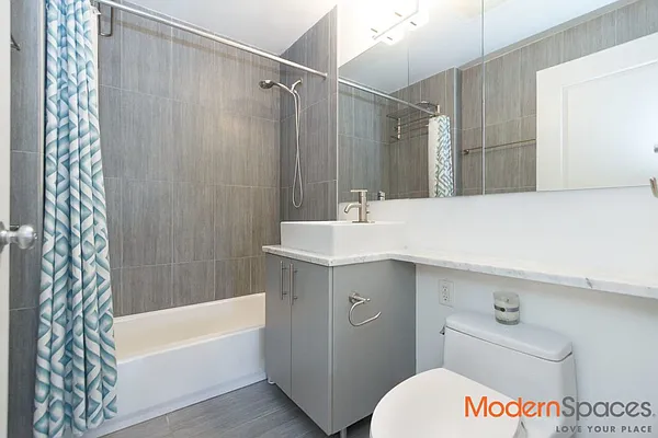 Sold by Modern Spaces | media 6