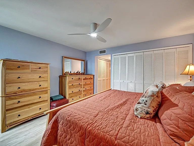 4821 S Landings Dr #106 — Photo 29