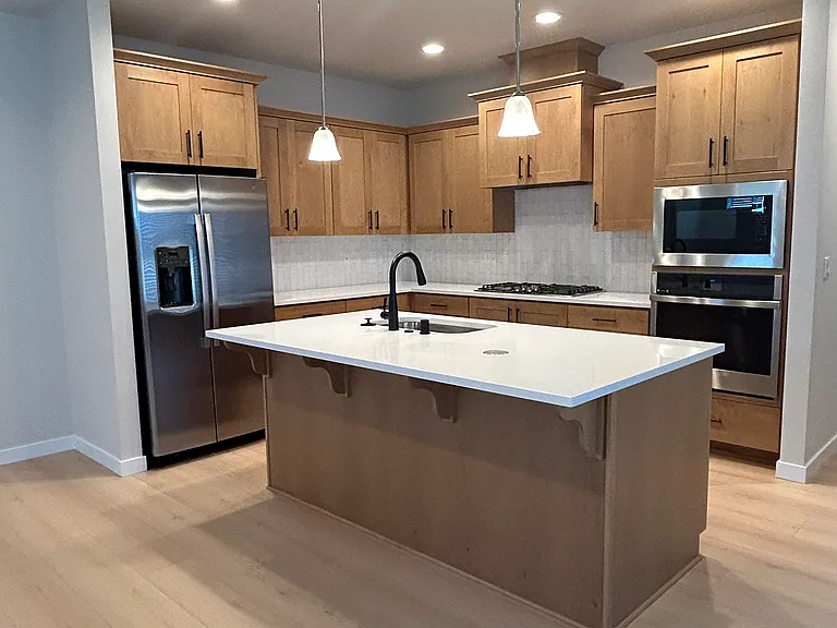 Gas cooktop and hood vent