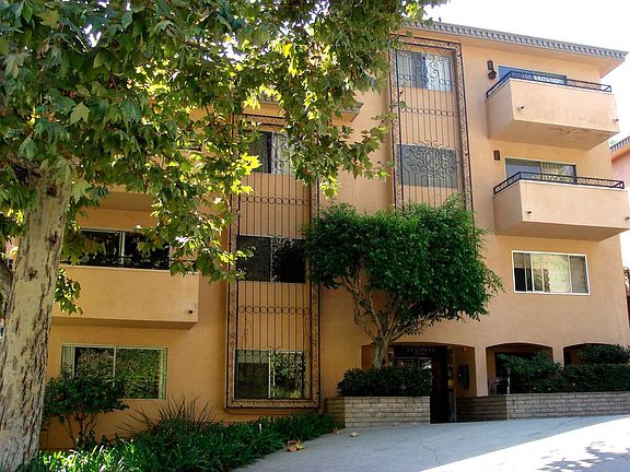 5th image of 6712 Hillpark Dr APT 308