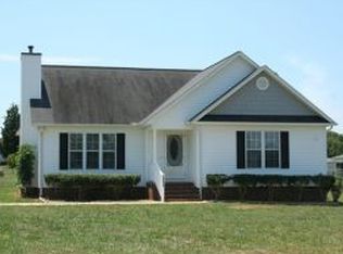 4069 Whispering Oaks Ct, Graham, NC 27253