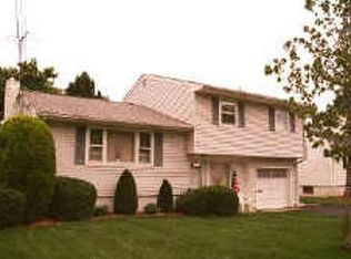 810 Mitchell Ave, Union, NJ 07083