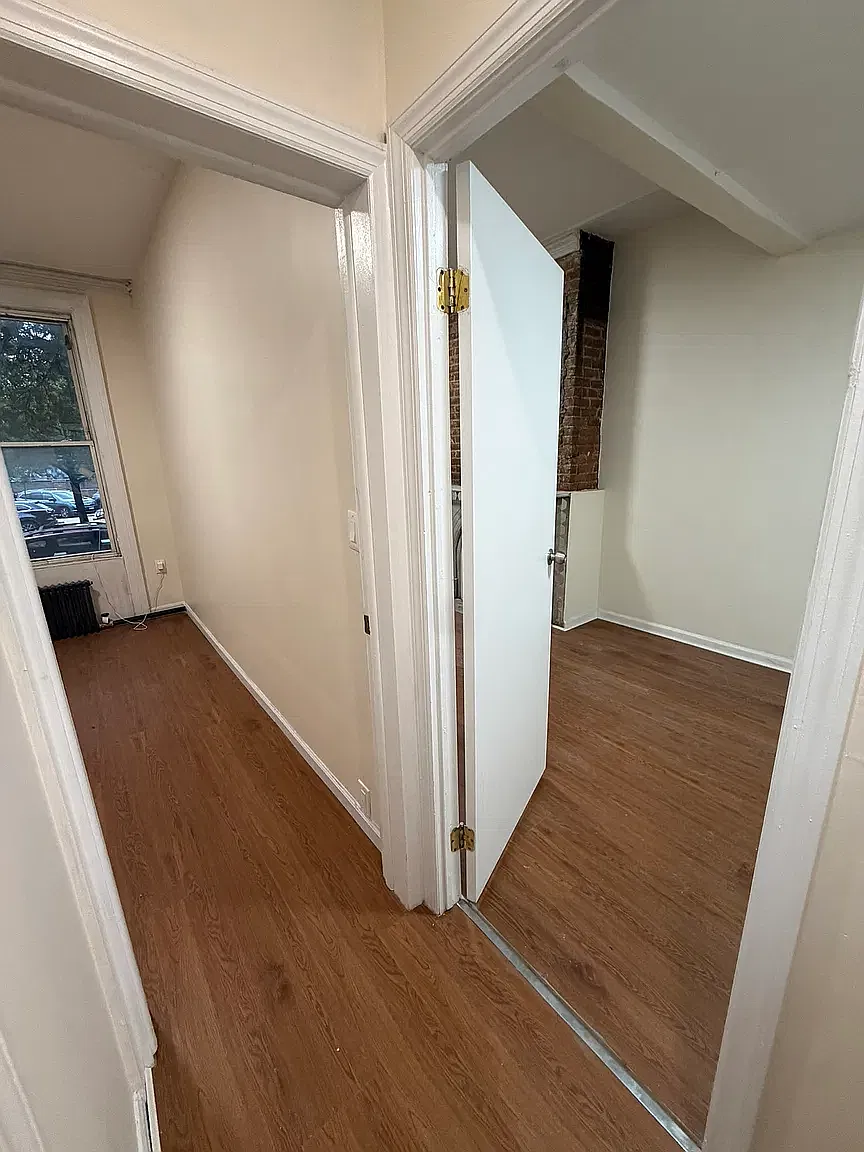 93 Mcguinness Boulevard — Photo 3
