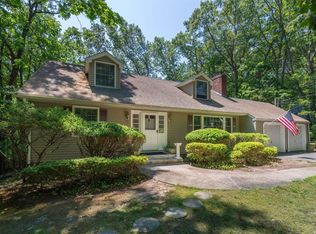 14 Coraway Rd, Setauket, NY 11733