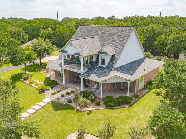 1218 Meander Rd, Granbury, TX 76049
