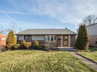 3189 Bel Air Dr, Pittsburgh, PA 15227