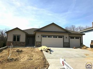 2617 SE Scorpio Ave, Topeka, KS 66605
