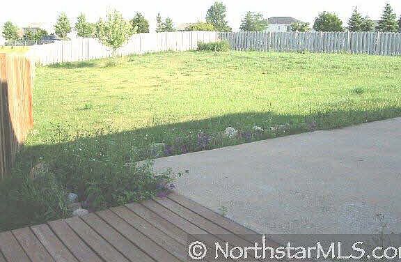 5th image of 999 Oak Avenue