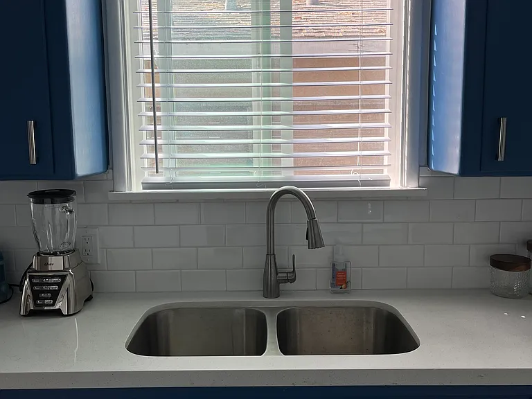 2037 Stewart St #1/2 — Photo 7