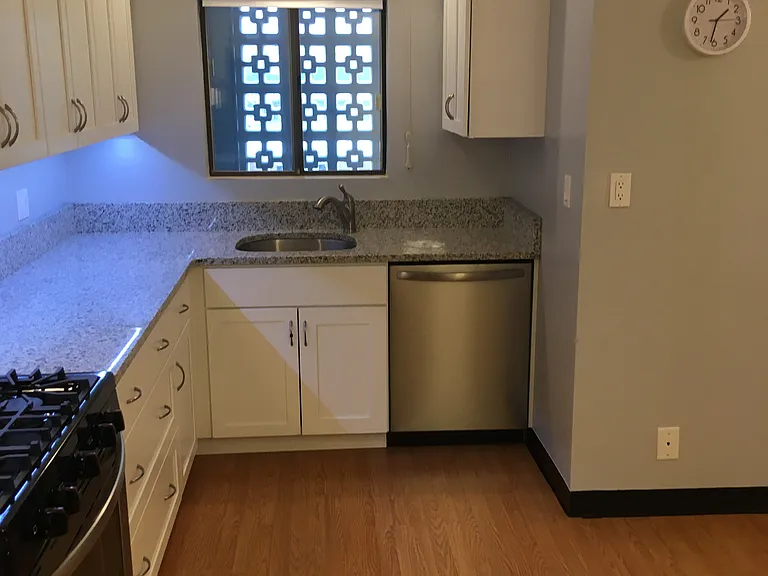 143 Hoffman Ave #403 — Photo 5