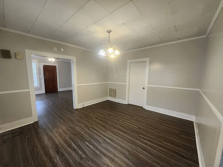 2712 Chestnut St — Photo 6