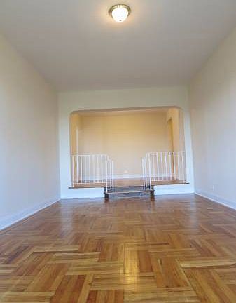 5th image of 480 W 187th St APT 6H