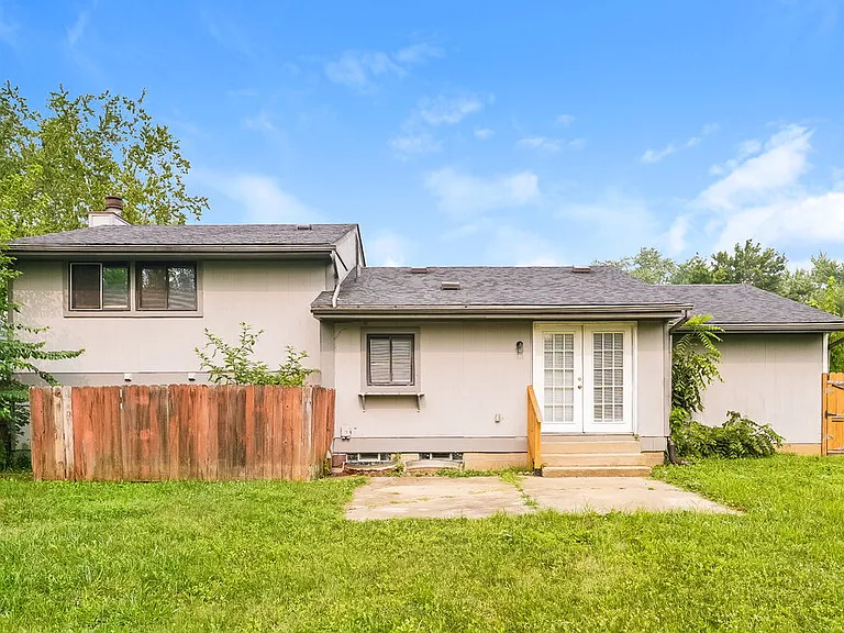 1284 Falene Pl — Photo 17