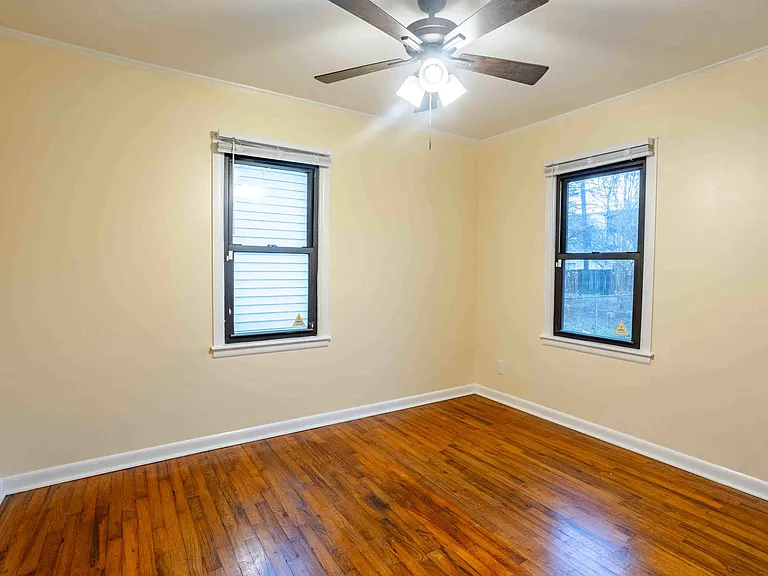 211 Lana Dr — Photo 14