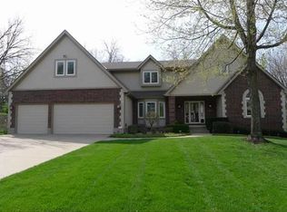 1320 SW Wintergreen Ln, Blue Springs, MO 64015