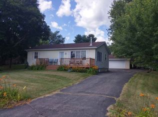 971 Breckenboro Rd, Davis, IL 61019