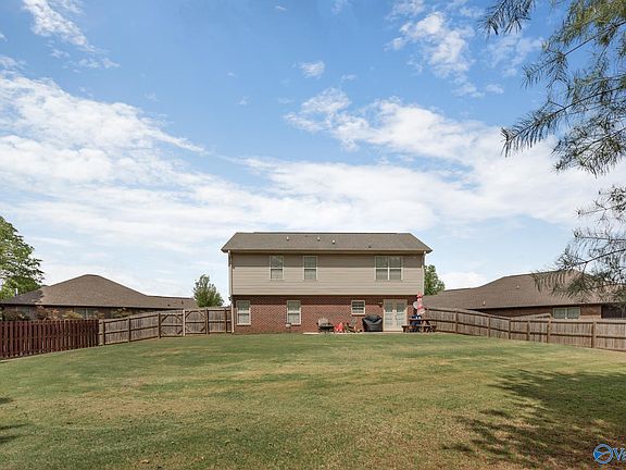 4th image of 240 Crab Orchard Dr