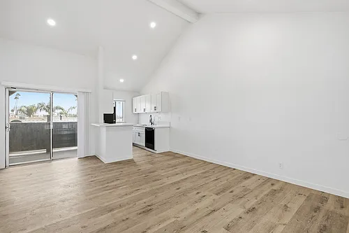 Floor plan 206