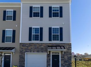 712 Mulligan Ct, Maidsville, WV 26541
