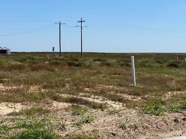 478 Camden, Garden City, KS 67846