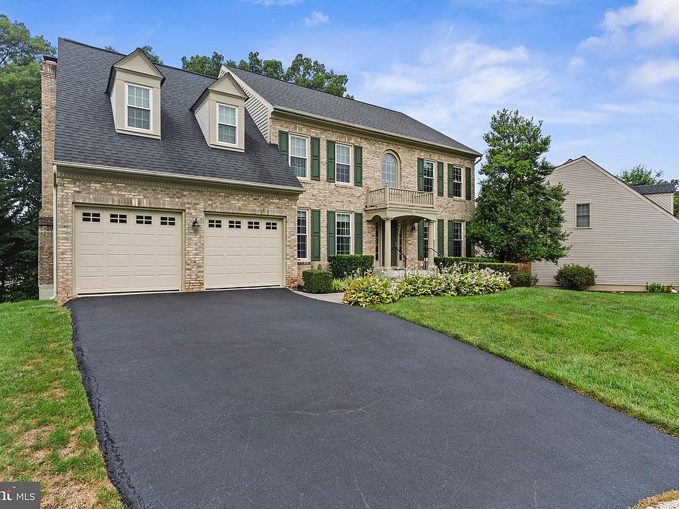 1st image of 6705 Rock Fall Ct