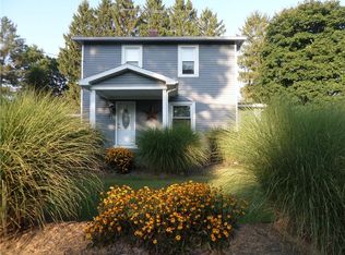 21 Chestnut St, Waterford, PA