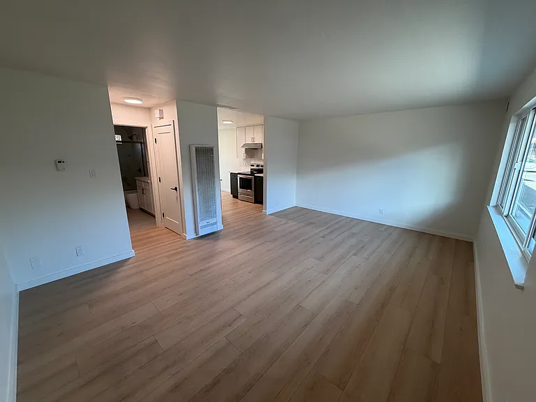 2216 Santa Clara Ave #G — Photo 3