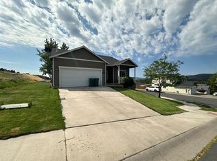 5096 Larch Ln, Klamath Falls, OR 97601