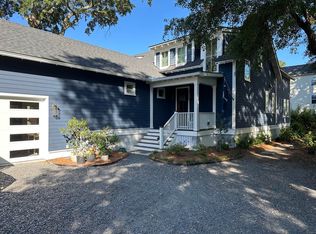 960 McCants Dr, Mount Pleasant, SC 29464