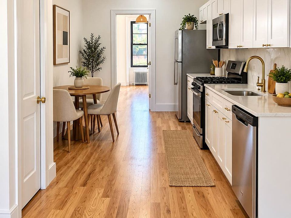 1st image of 305 7th St #4G