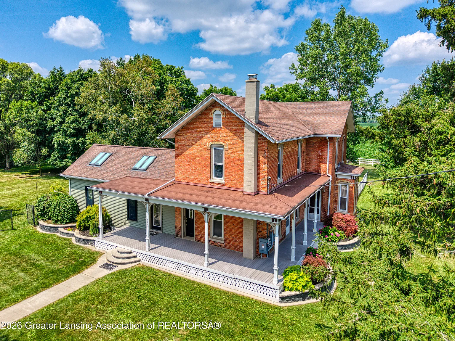 2061 N Williamston Rd photo 1