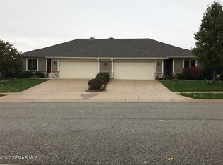 887 Southern Pine Ln SW, Rochester, MN 55902