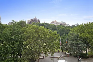 Rented by Nest Seekers International