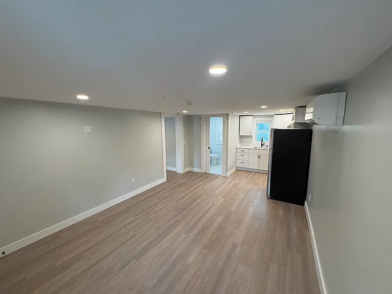 825 Scenic Hwy #2 — Photo 8