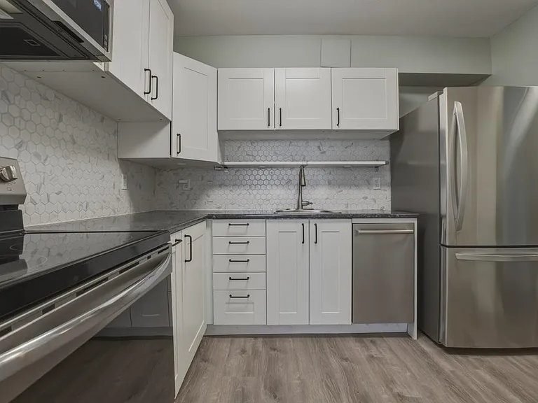 3755 Bartlett Ct #302 — Photo 12