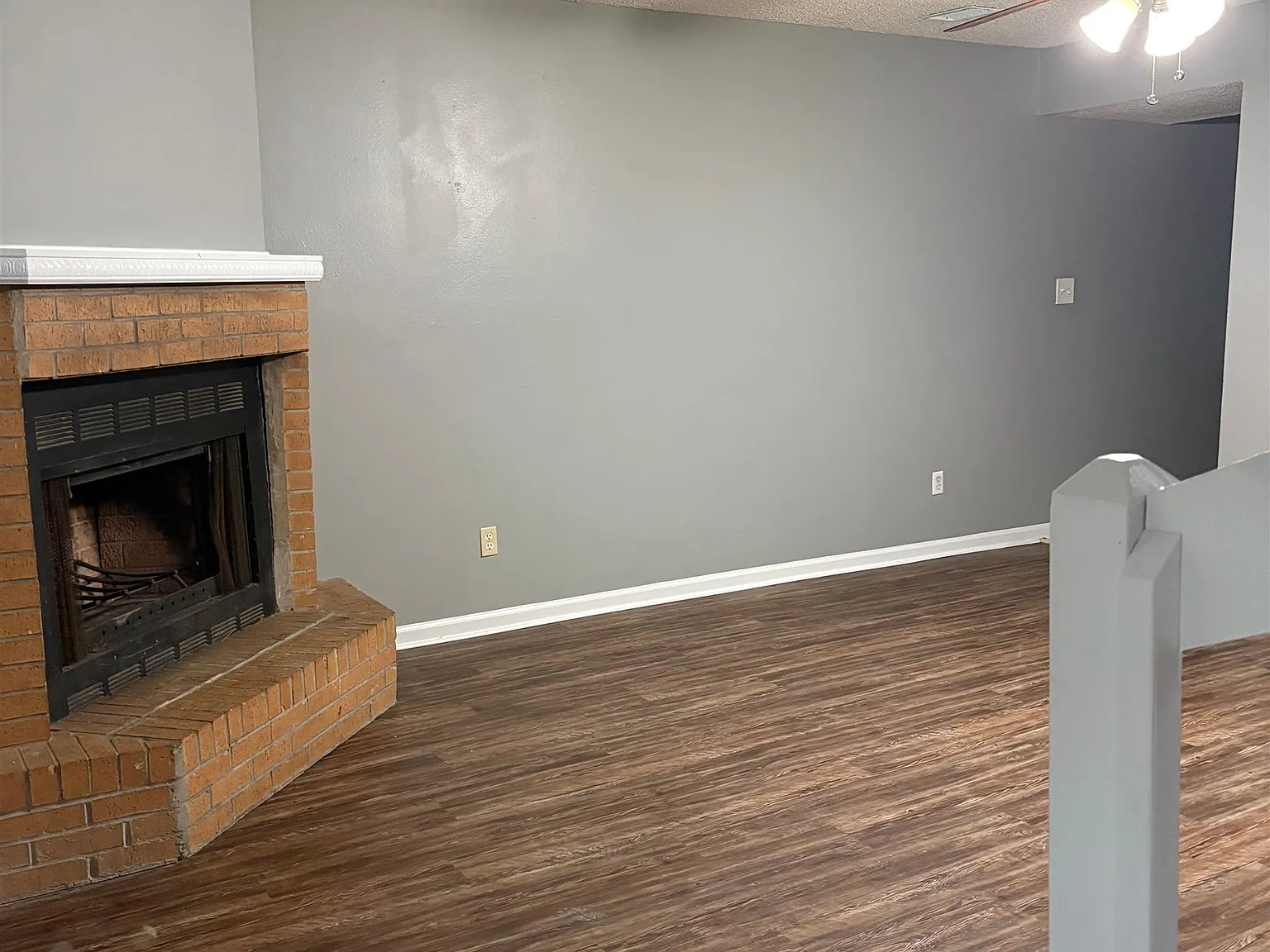 2 bed, 1.5 bath, 1000 sqft, $1,250 — Photo 3