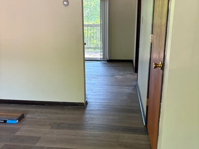 6993 Eisenhower Ave — Photo 17