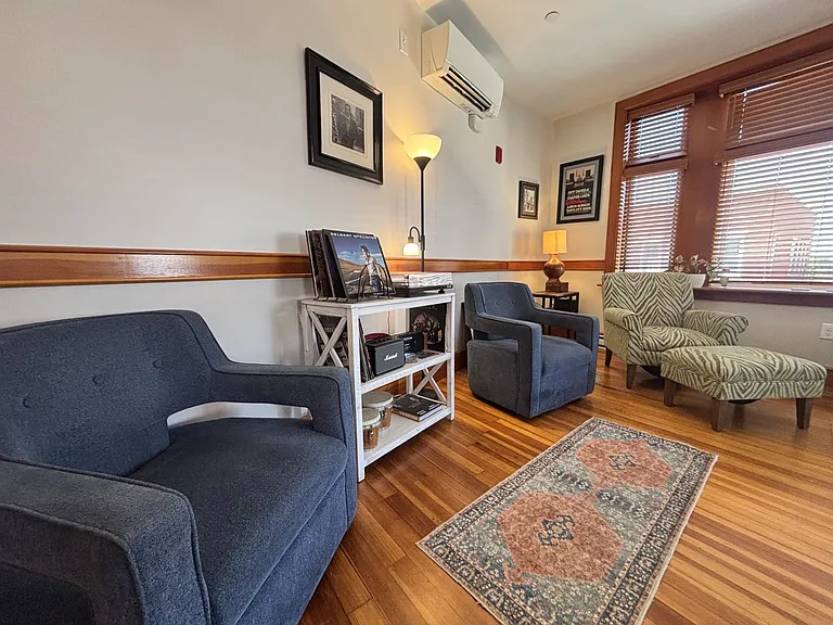 609 Main St #301 — Photo 18