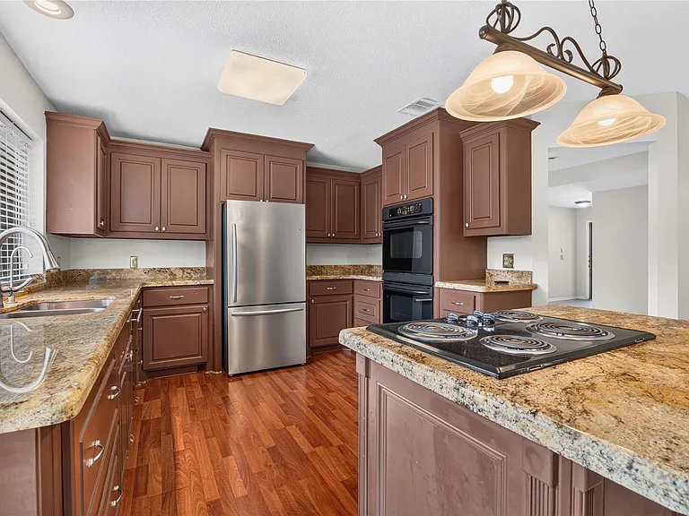 9211 Palm Shores Dr — Photo 10