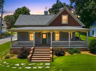 185 W Moreno St, Buford, GA 30518