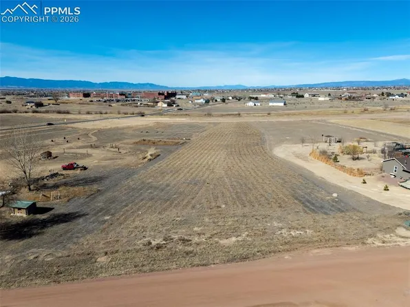 657 S Vallejo Dr, Pueblo West, CO 81007