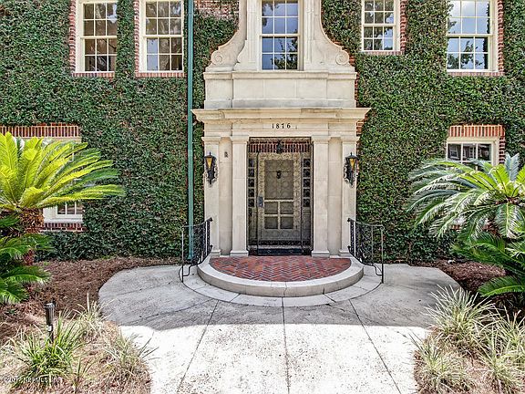 4th image of 1876 Montgomery Pl