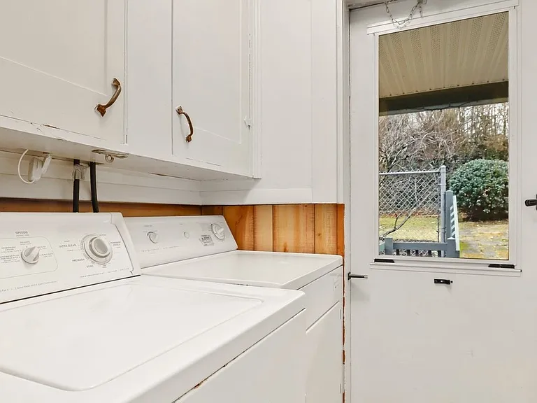 54 Edgecliff Rd #2 — Photo 18