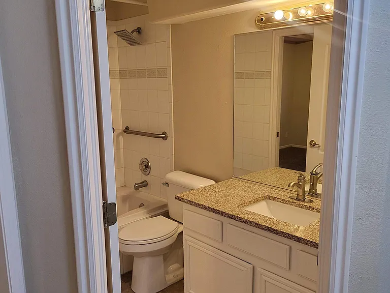 1032 S Regency Rd — Photo 9