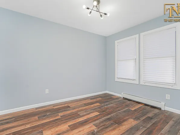 471 Heberton Avenue image 5 of 36