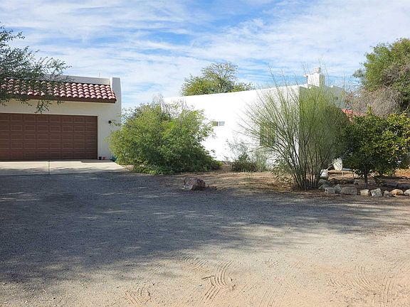 5th image of 17652 S Avenue B #1/2