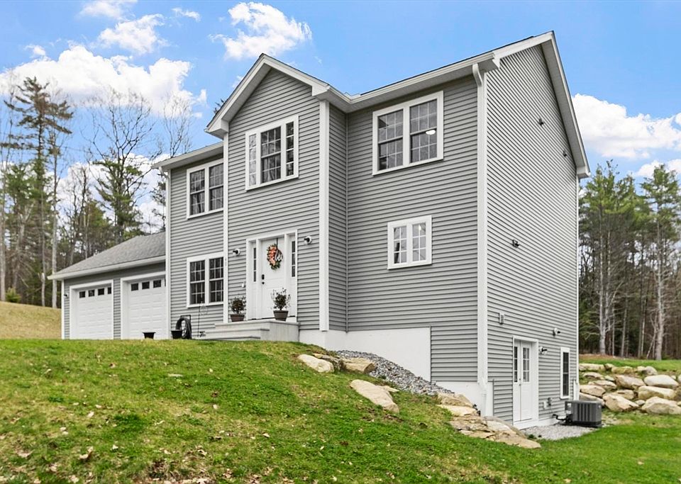 1st image of 40 Doyle Ave